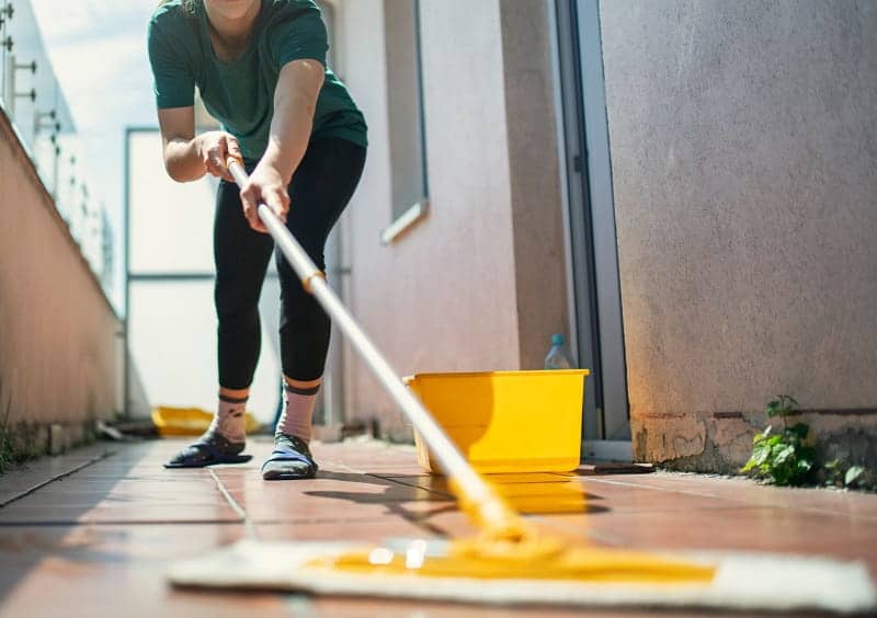 Pulizia balconi condominio